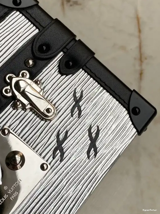 PETITE VUITTON MALLE LOUIS 0706